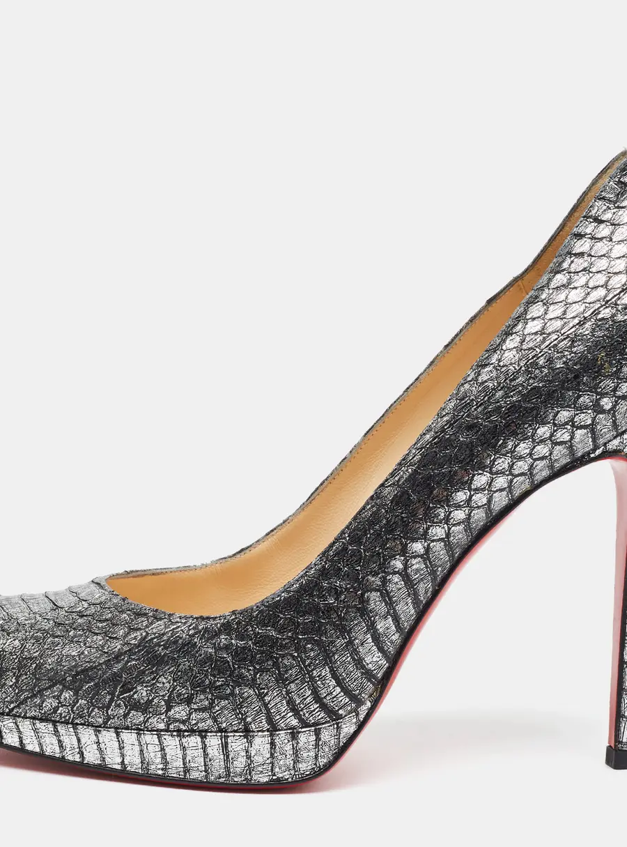 Christian Louboutin Simple Size 38.5 Metallic Silver Python Leather Round Toe Pumps