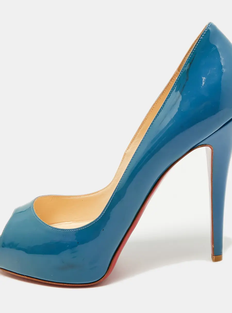 Christian Louboutin Very Prive Size 38.5 Blue Patent Leather Peep Toe Pumps