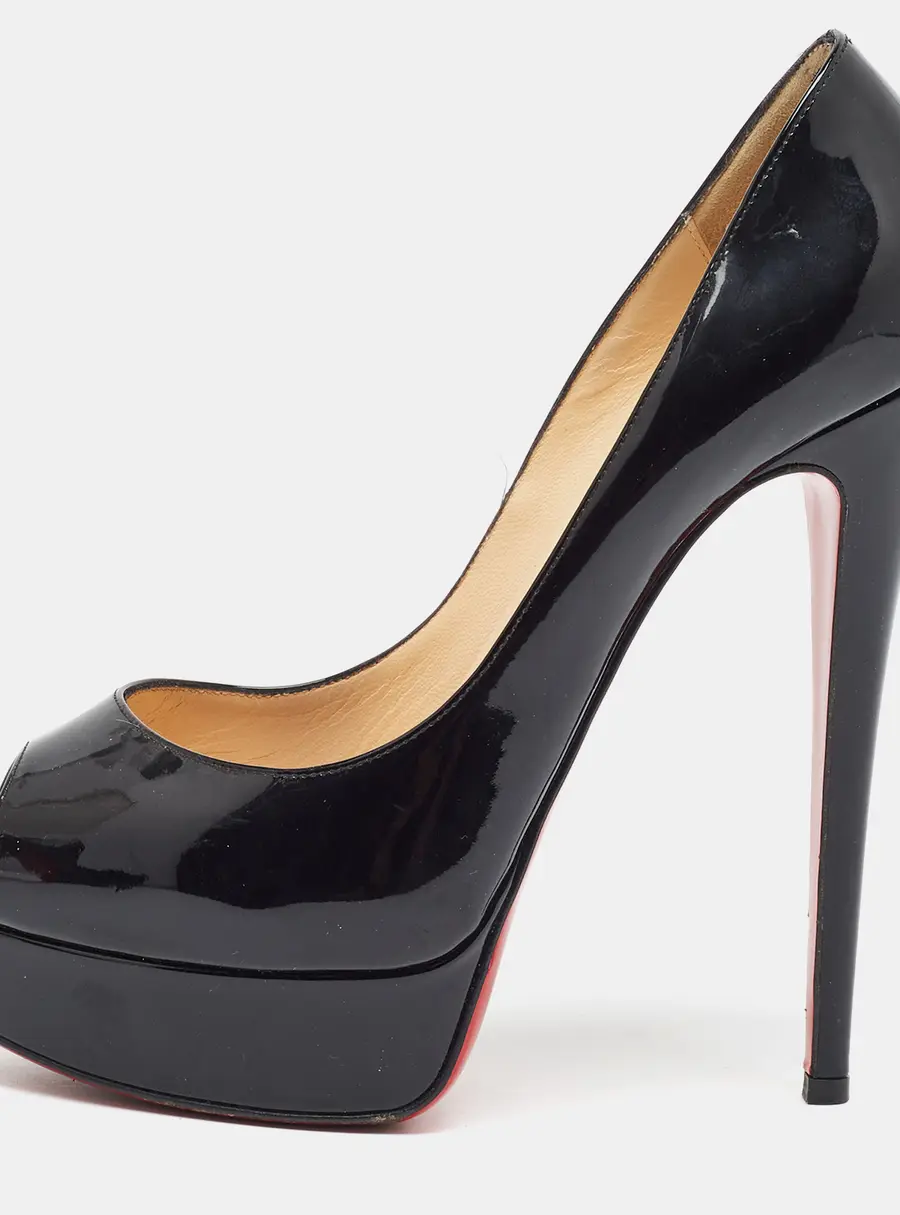 Christian Louboutin Very Prive Size 38 Black Patent Leather Peep Toe Pumps