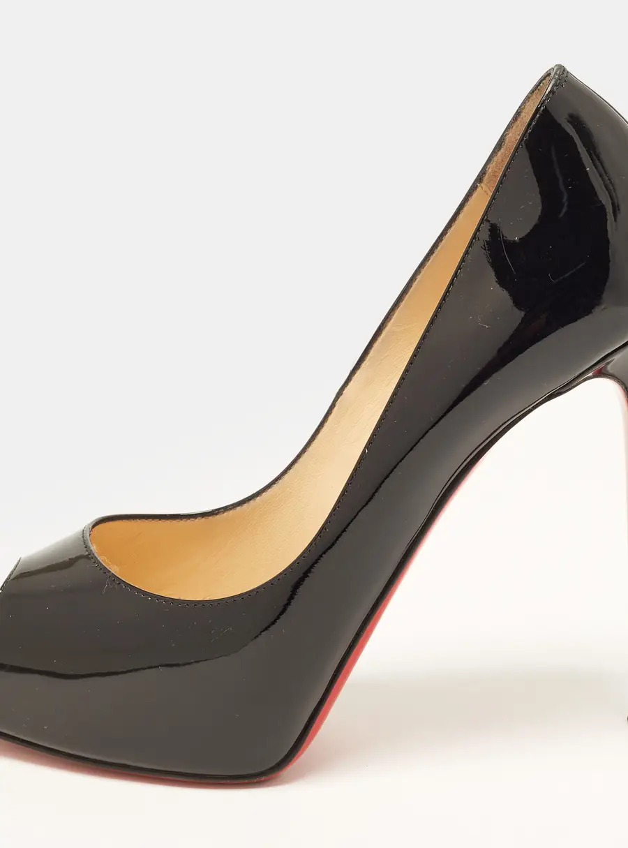 Christian Louboutin New Very Prive Size 37 Black Patent Leather Platform Pumps
