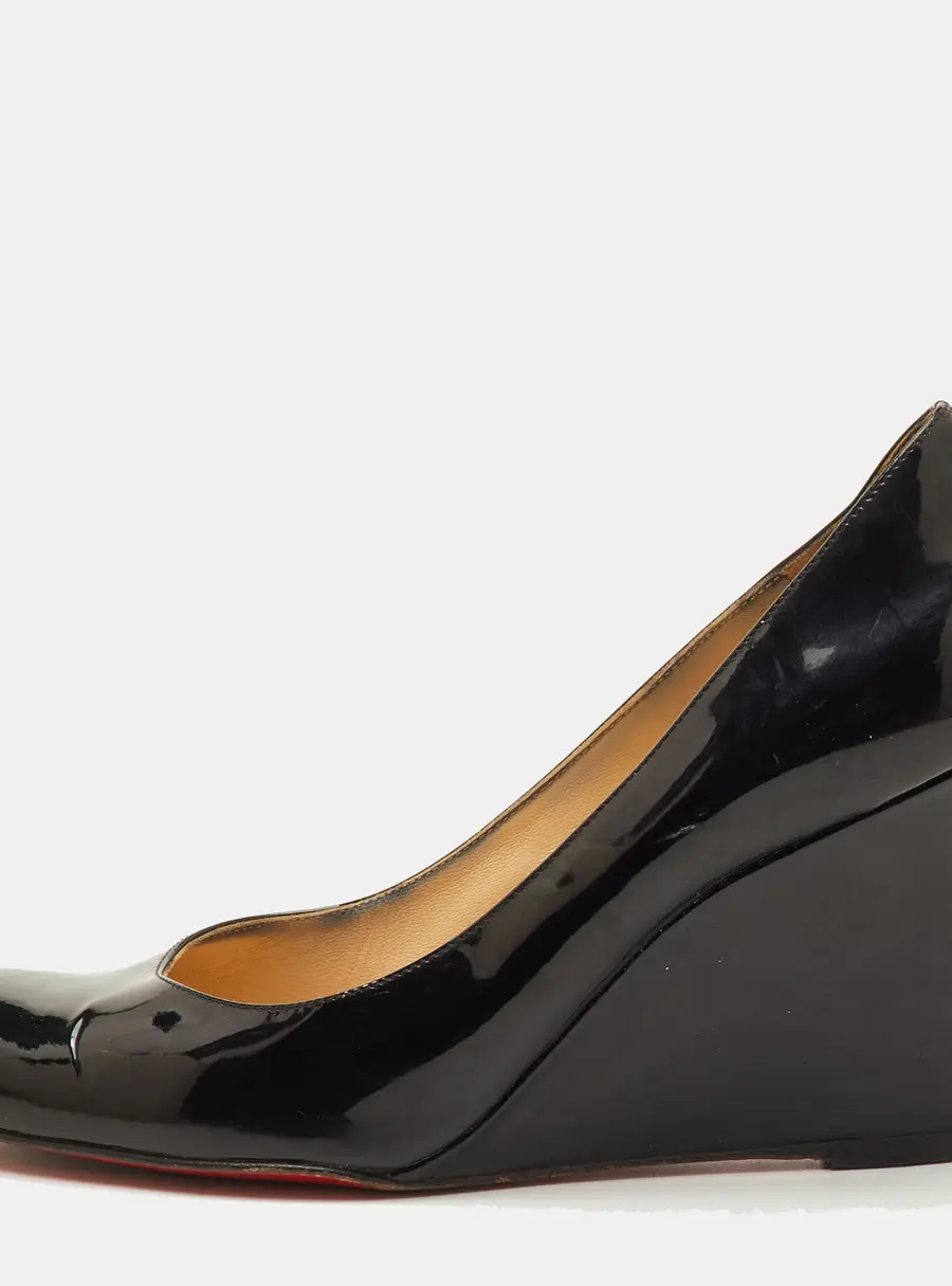 Christian Louboutin Ron Ron Size 38 Black Patent Leather Wedge Pumps
