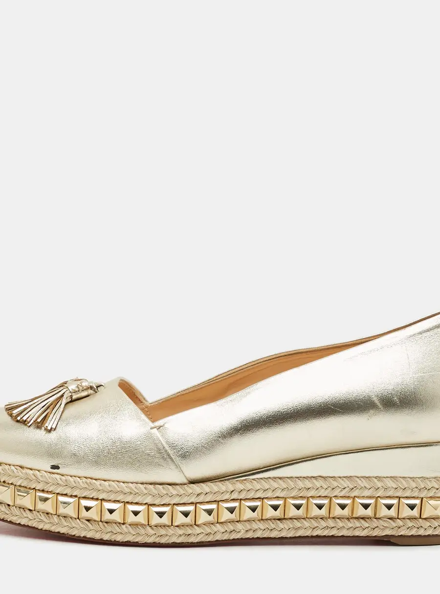 Christian Louboutin Carmel Size 39 Gold Leather Espadrille Wedge Flats