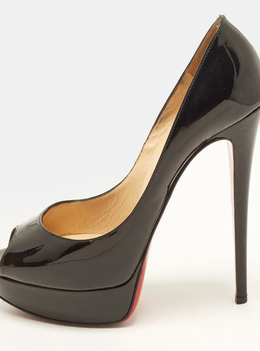 Christian Louboutin Very Prive Size 40 Black Patent Leather Peep Toe Pumps