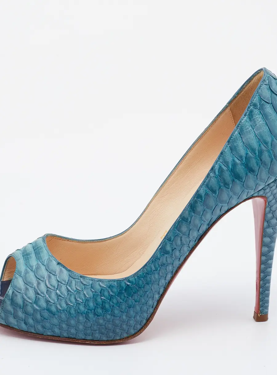 Christian Louboutin Very Prive Size 38 Blue Python Leather Platform Pumps