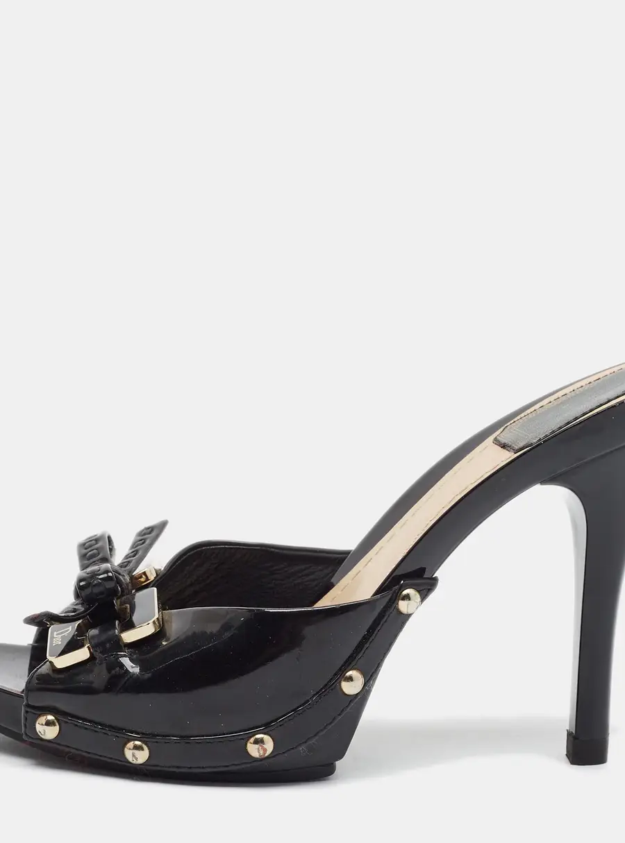 Dior Size 38 Black Patent Leather Bow Slide Sandals