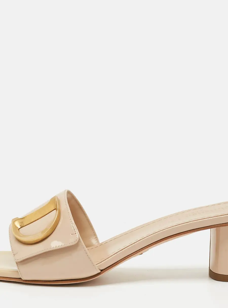 Dior C'est Dior Size 37 Beige Patent Leather Slide Sandals