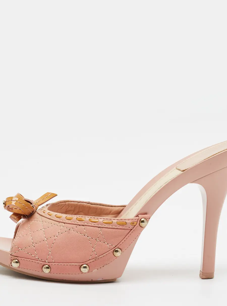 Dior Size 37 Beige Leather and Patent Leather Slide Sandals