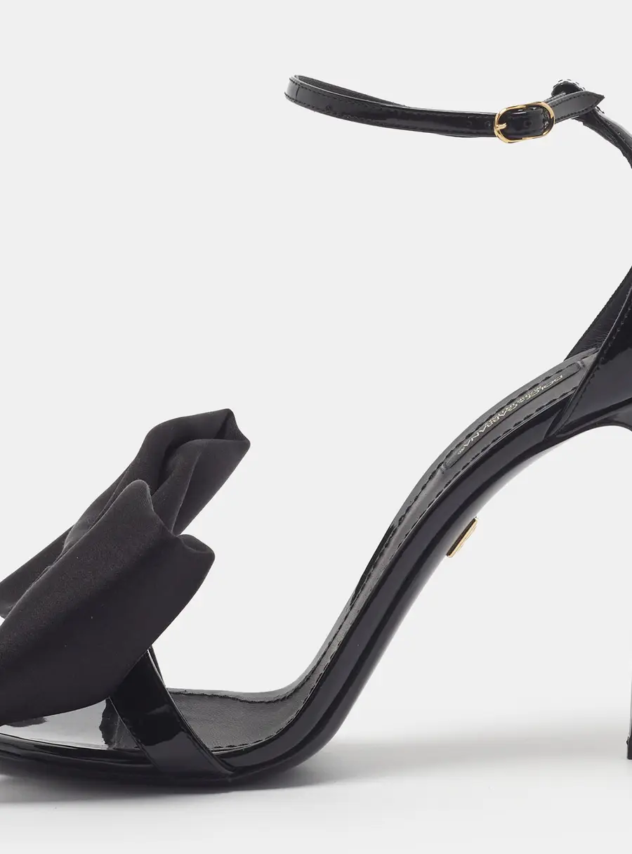 Dolce & Gabbana Keira Size 39.5 Black Patent Leather Ankle Strap Sandals