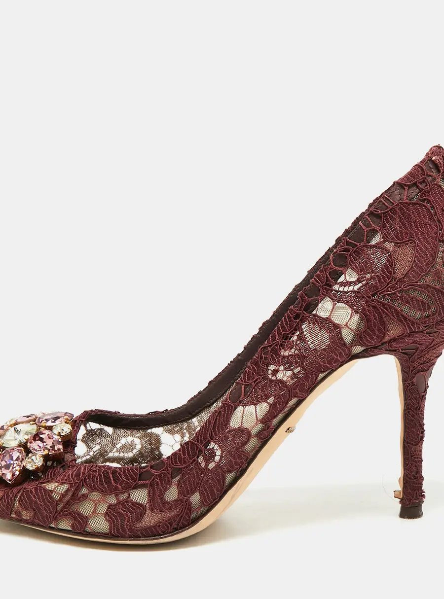 Dolce & Gabbana Taormina Size 41.5 Burgundy Lace Crystal Embellished Pumps