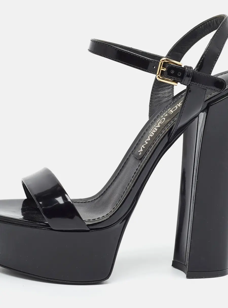 Dolce & Gabbana Keira Size 38 Black Patent Leather Ankle Strap Sandals