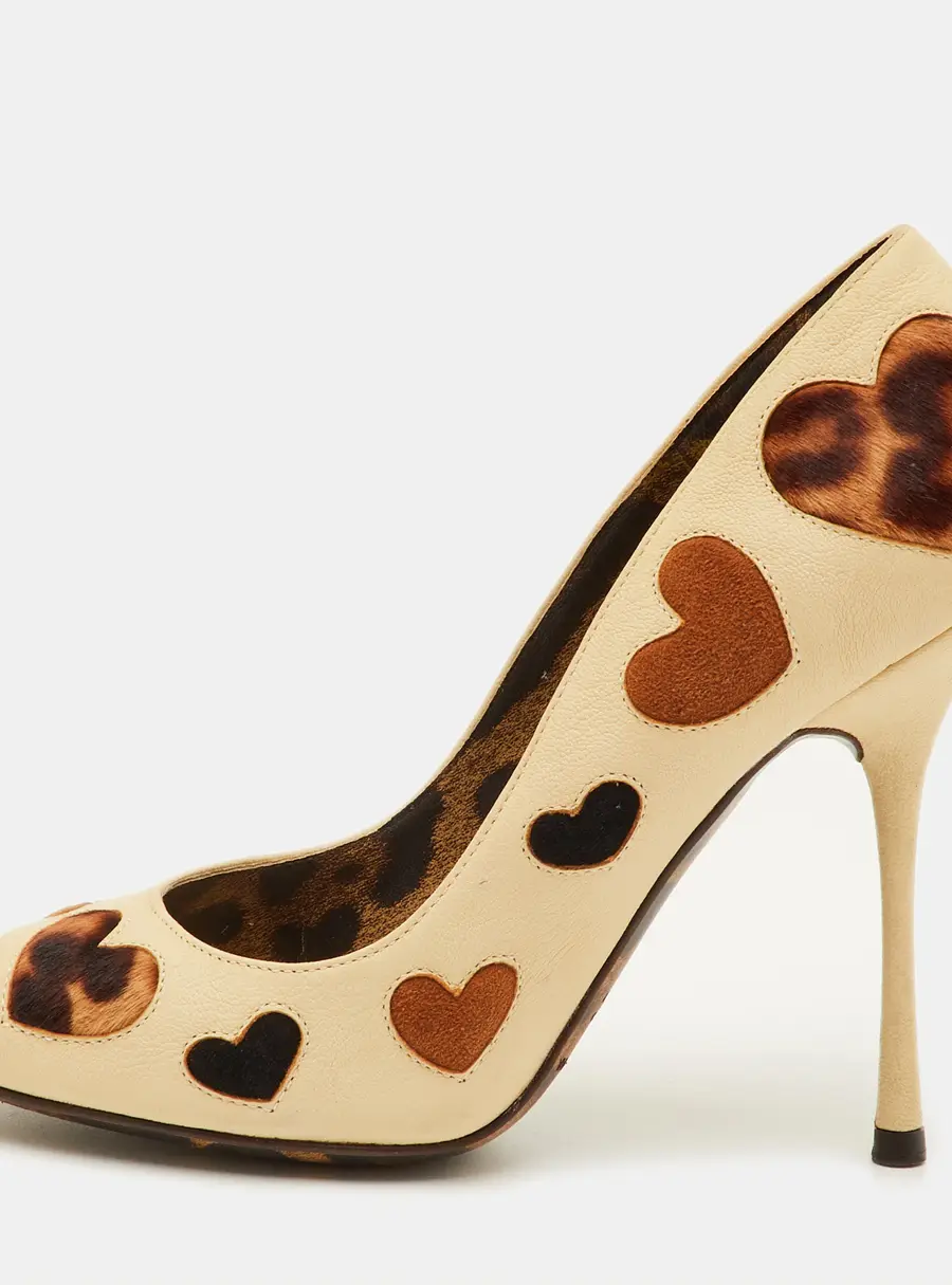 Dolce & Gabbana Hearts Size 38 Cream/Brown Leather, Calf Hair and Suede Peep Toe Pumps