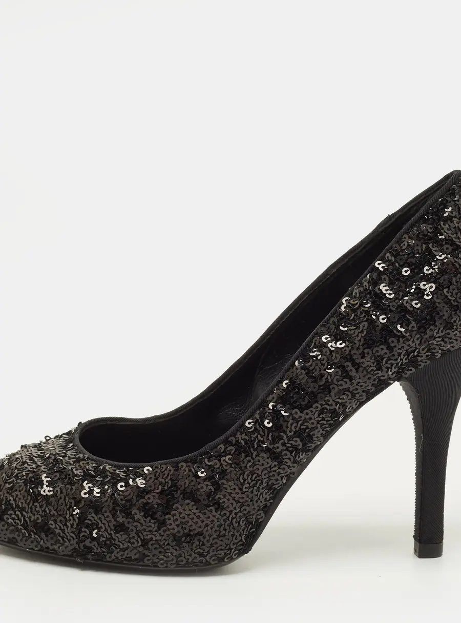 Dolce & Gabbana Size 38 Black Sequins Round Toe Pumps