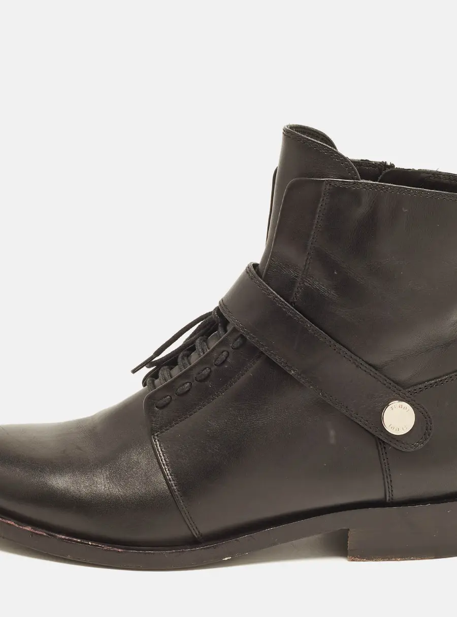 Fendi Size 37.5 Black Leather Combat Boots