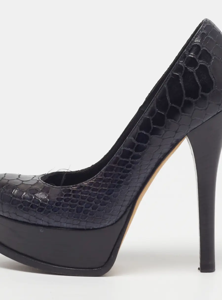 Fendi Fendista Size 36.5 Navy Blue Python Embossed Leather Platform Pumps