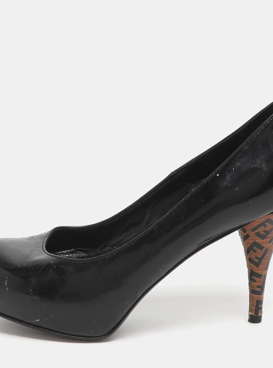 Fendi Size 35 Black Patent Leather FF Heels Platform Pumps