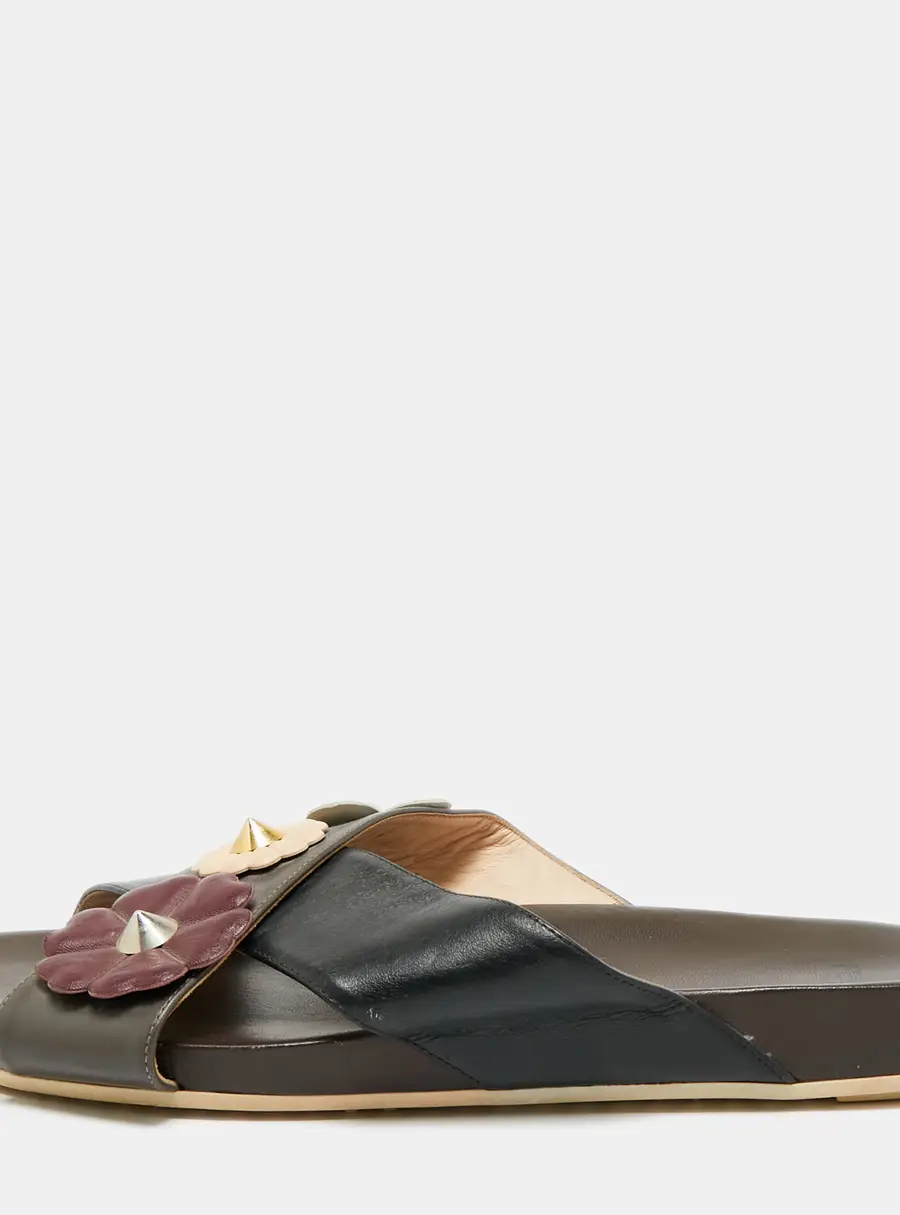 Fendi Size 41 Brown Leather Stud Embellished Flower Flat Slides