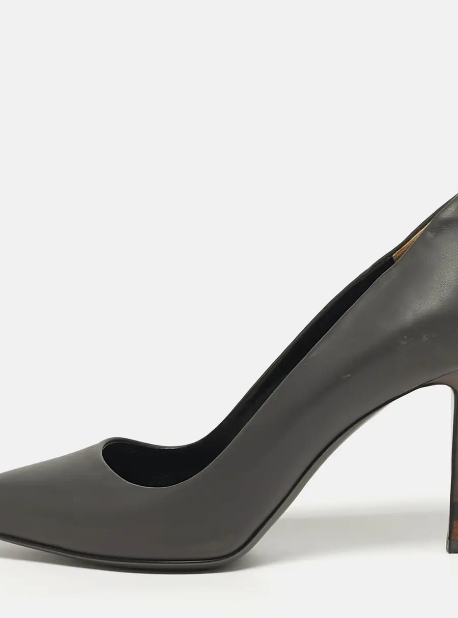 Fendi Size 36.5 Dark Grey Leather Pointed Toe Pumps