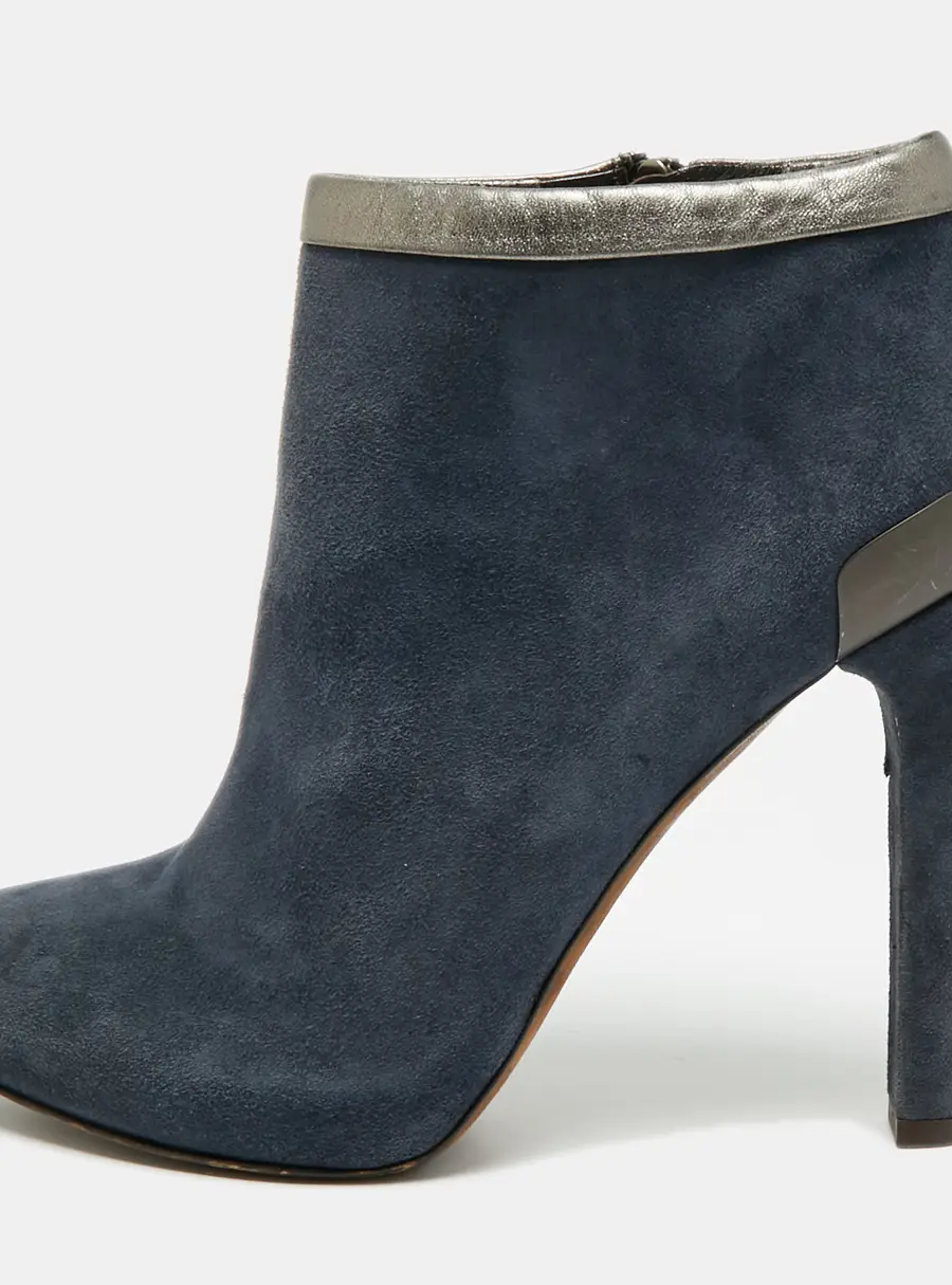 Fendi Size 39.5 Navy Blue Leather and Suede Ankle Length Boots