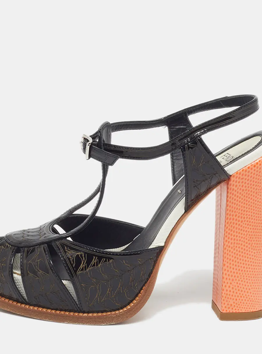 Fendi Chameleon Size 36 Black/Orange Patent Leather Ankle Strap Sandals