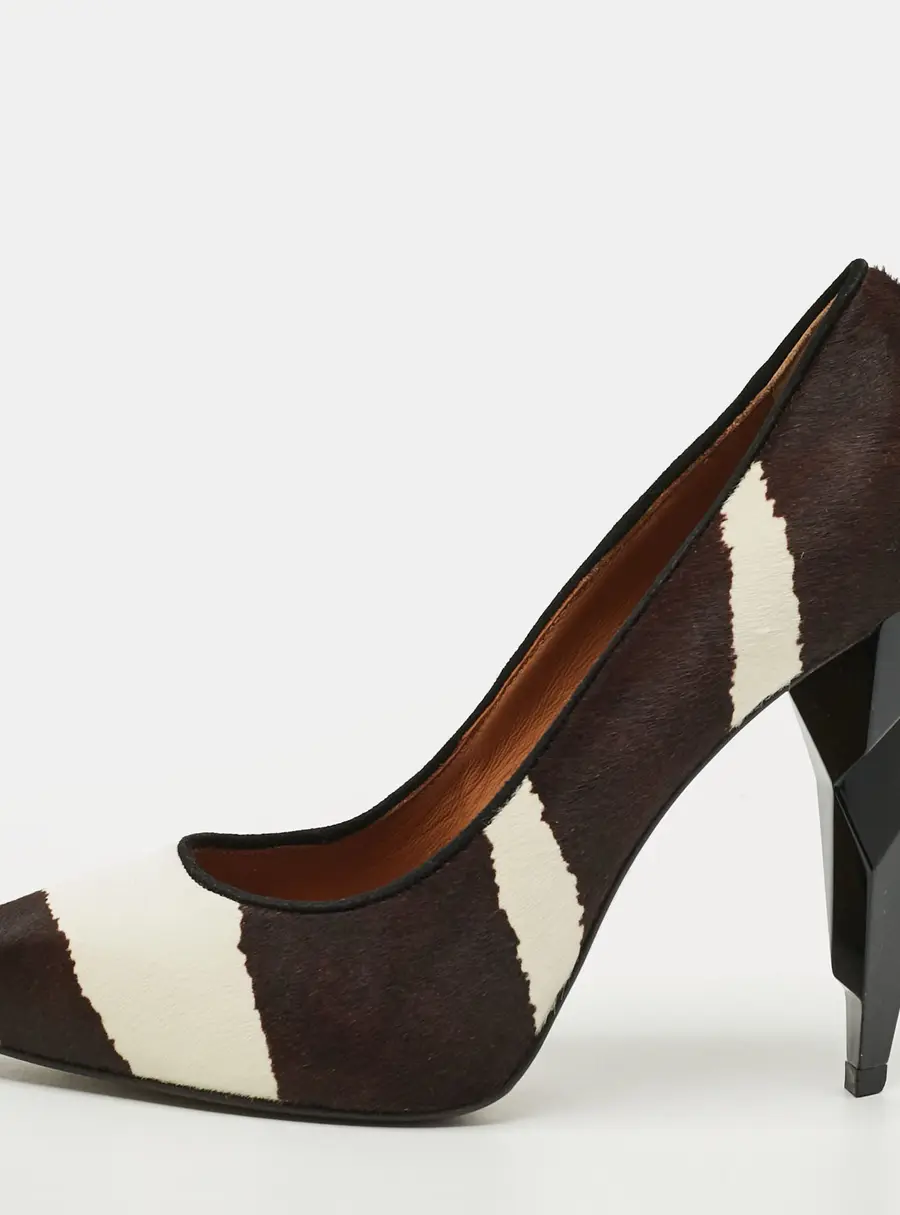 Fendi Size 39 Brown/White Zebra Print Calf Hair Diamond Heel Pumps