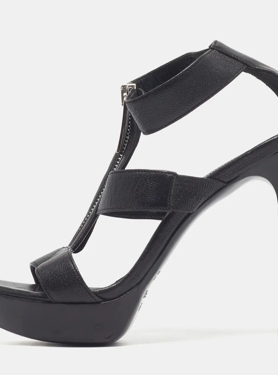 Fendi Size 36.5 Black Leather Ankle Strap Sandals