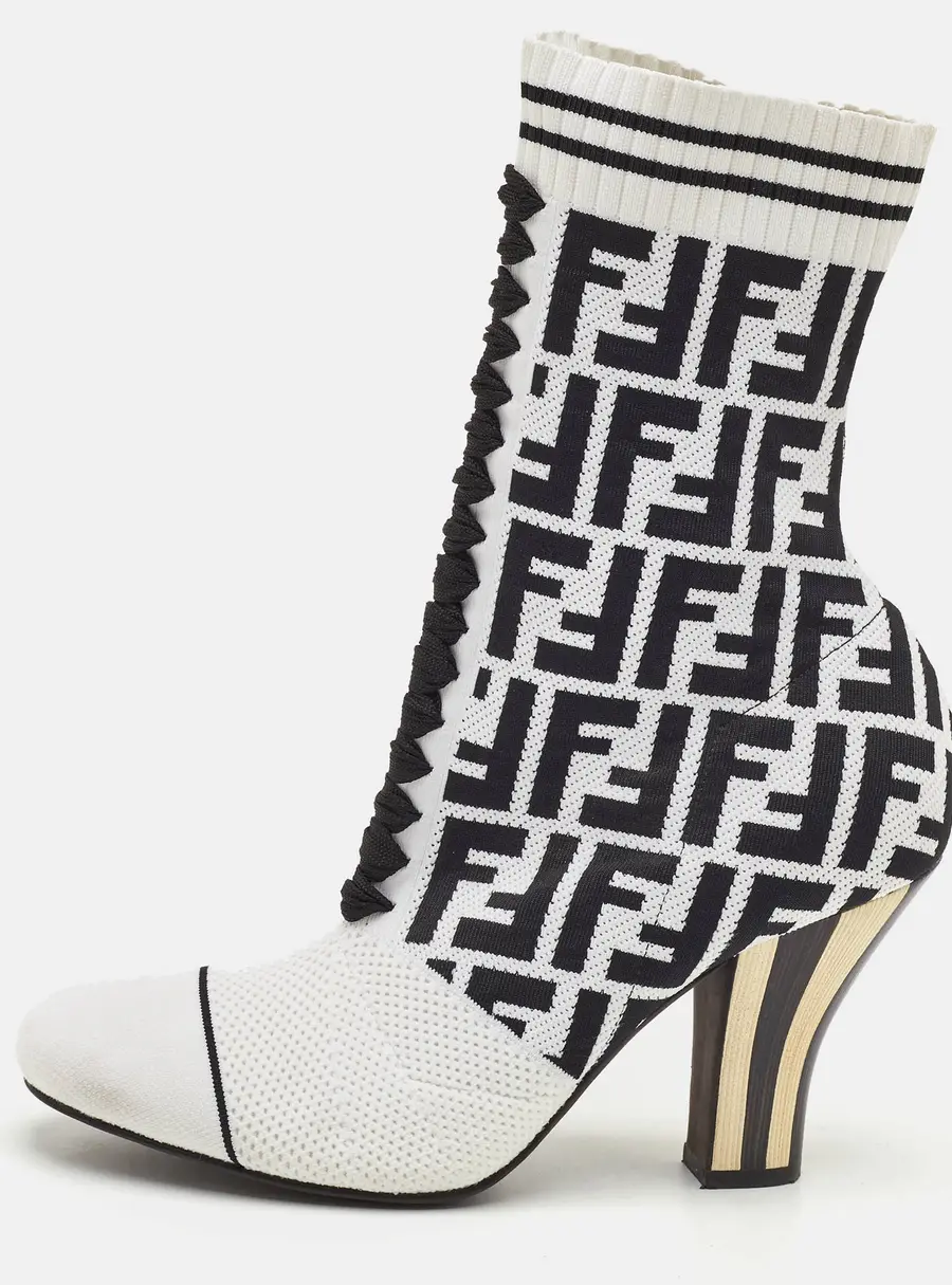 Fendi Rockoko Size 38 White/Black Knit Fabric Ankle Boots