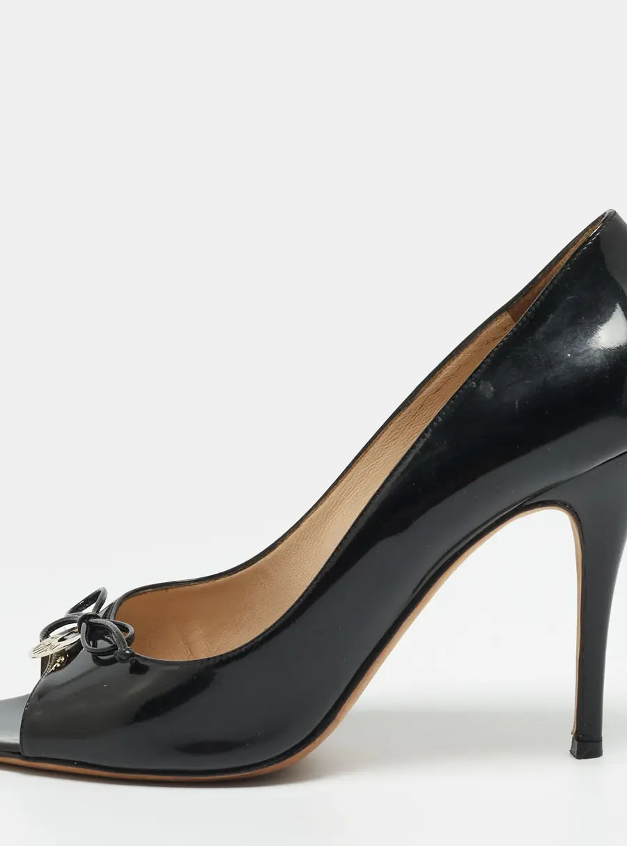 Fendi Size 41 Black Patent Leather Peep Toe Pumps