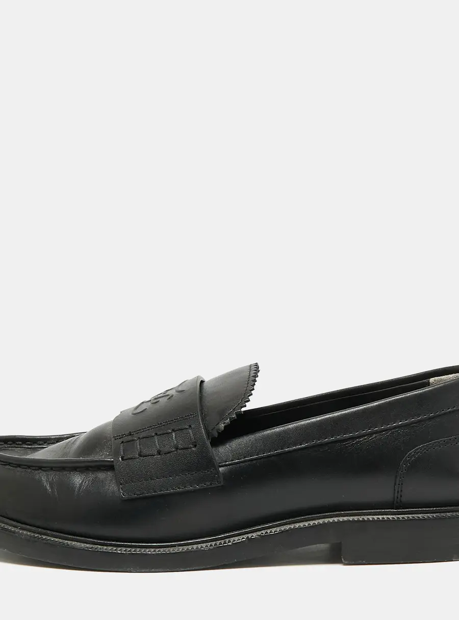Fendi Karligraphy Size 38.5 Black Leather Loafers