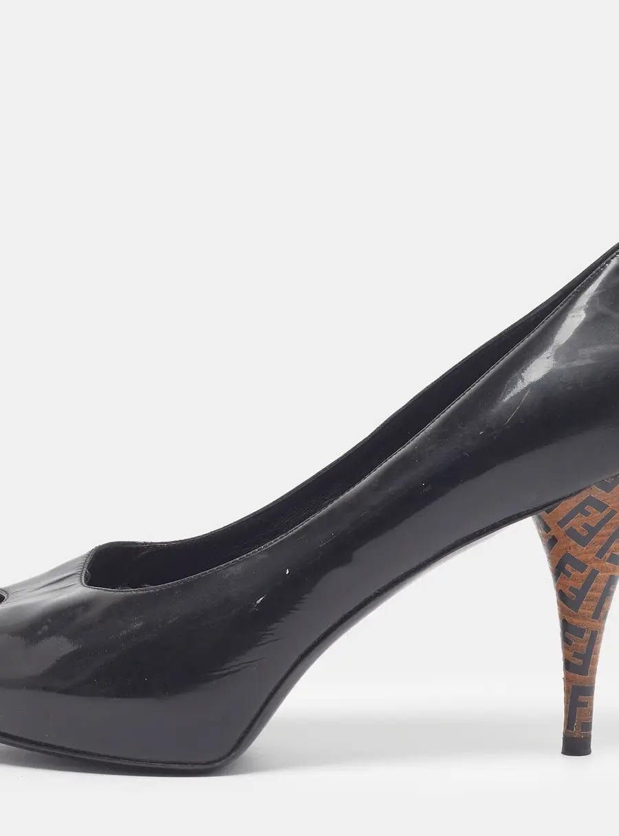 Fendi Zucca Size 39 Black Patent Leather Peep Toe Pumps