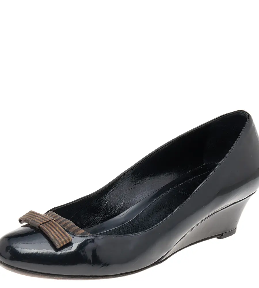 Fendi Black Patent Leather Bow Pumps Size 38