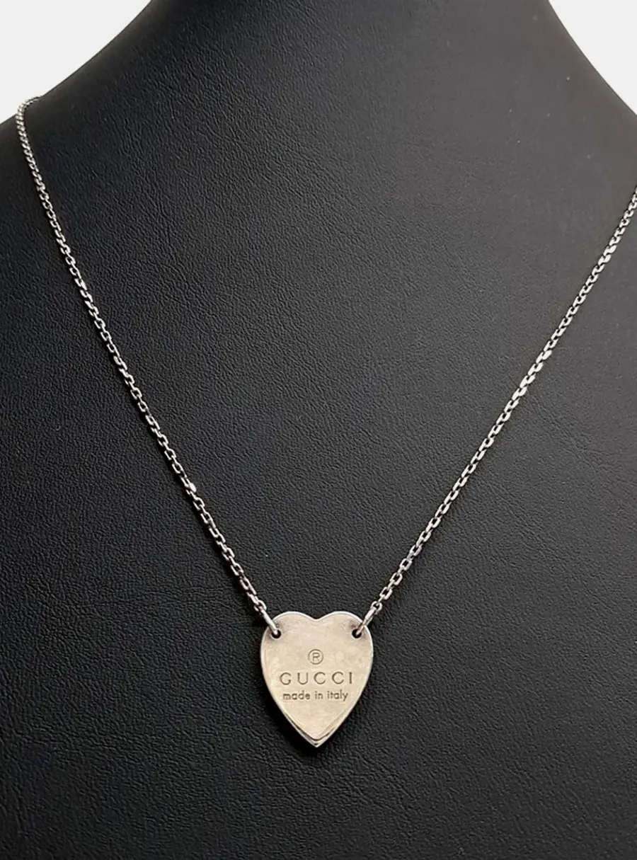 Gucci silver necklace