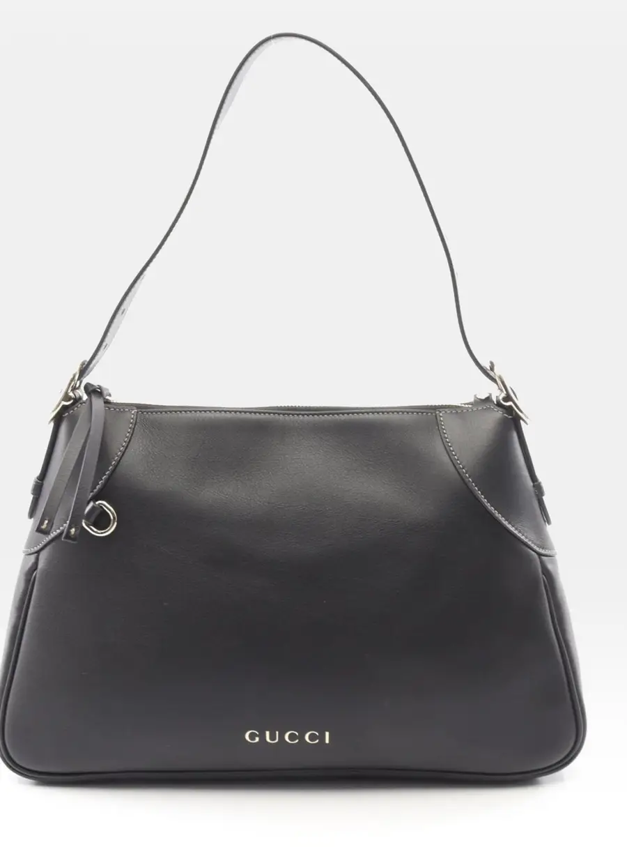 Gucci Gg Emblem Medium Shoulder Bag/Handbag In Black Leather