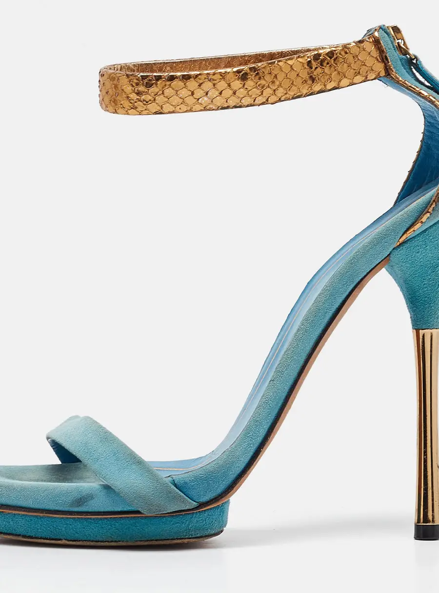 Gucci Kelis Size 38 Blue Snakeskin Embossed Leather and Suede Ankle Strap Sandals