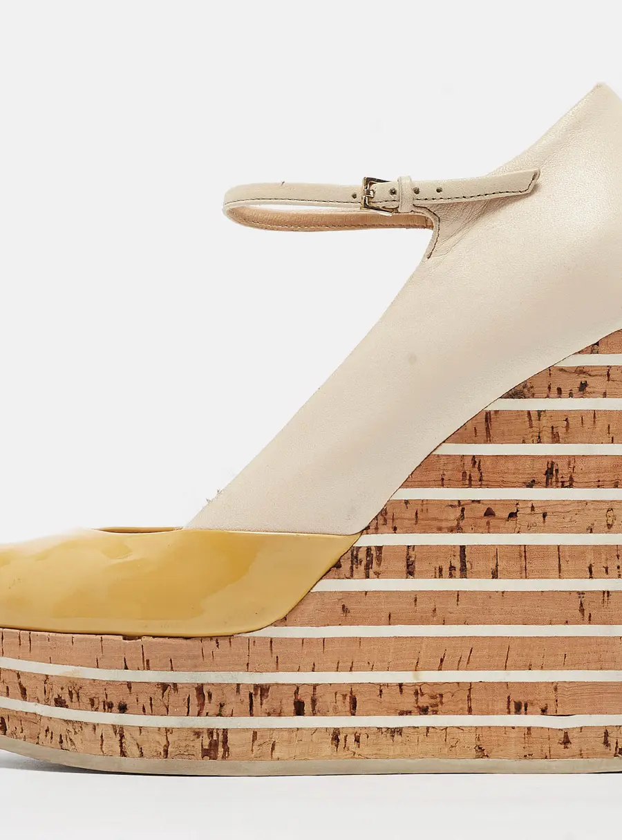 Gucci Beige/Yellow Patent And Leather Cork Wedge Pumps Size 39