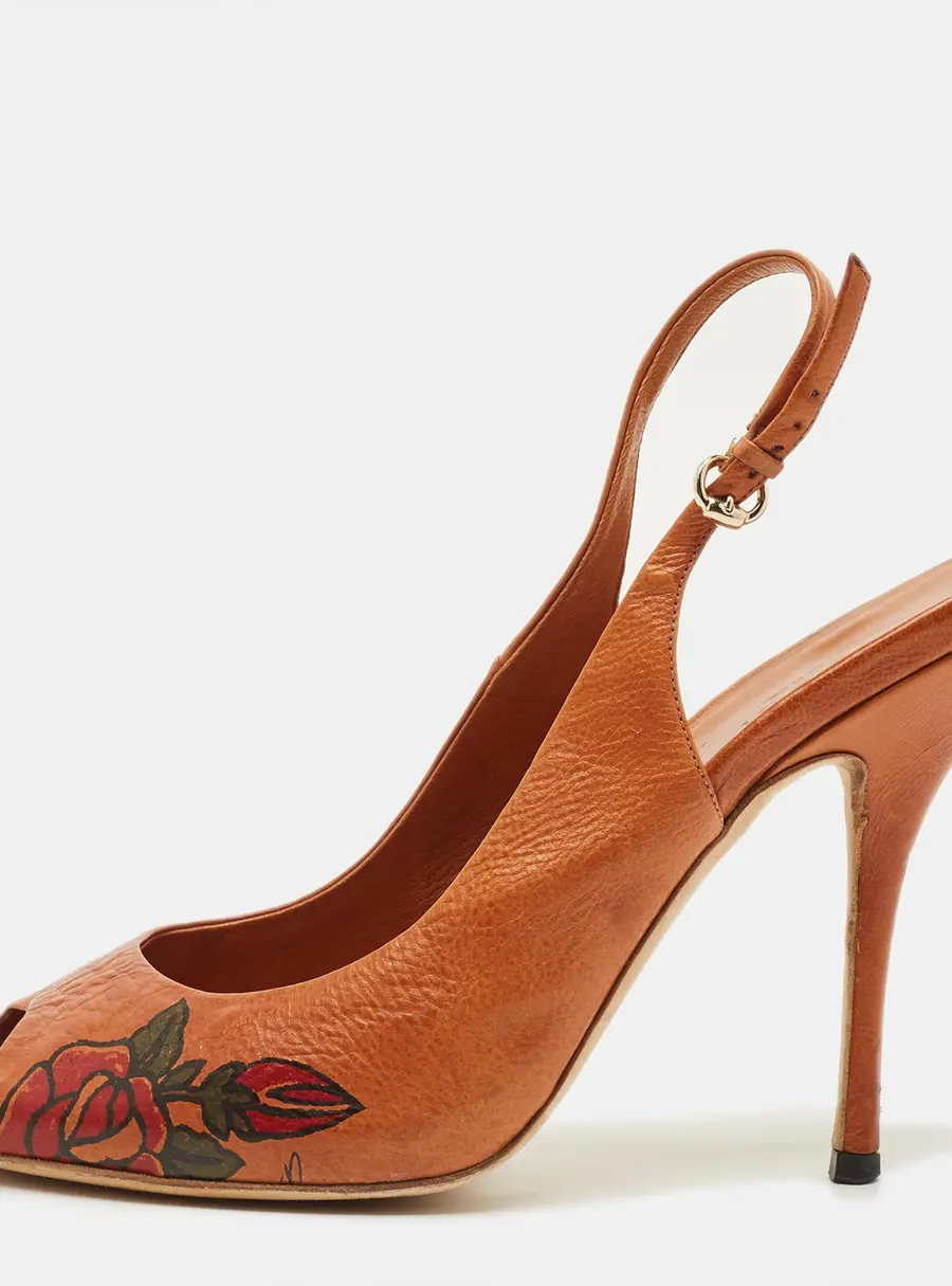 Gucci Size 38 Brown Leather Peep Toe Slingback Pumps