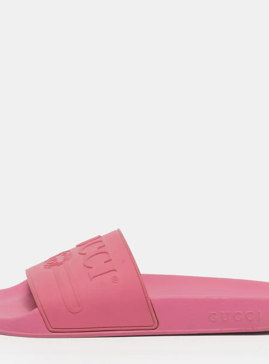 Gucci Size 40 Pink Rubber Logo Pool Slide