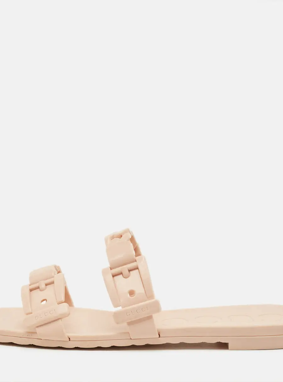 Gucci Size 35 Beige Rubber Flat Slides