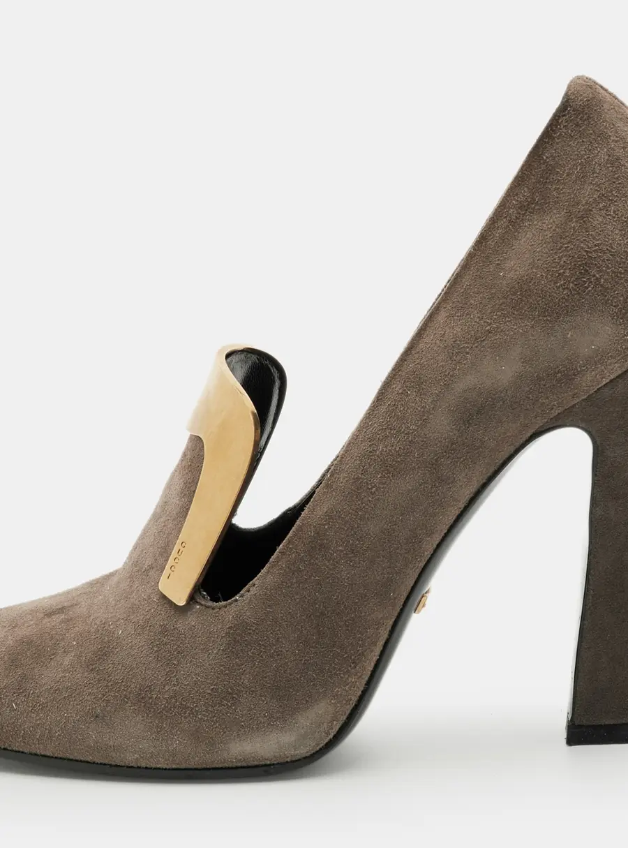 Gucci Size 37 Brown Suede Loafer Pumps