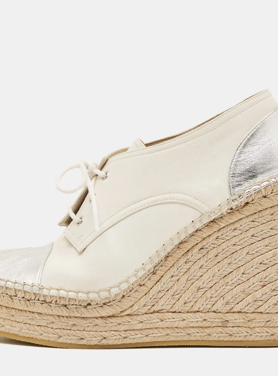 Gucci Pilar Size 40.5 White/Silver Leather GG Platform Wedge Espadrille Derby Sandals