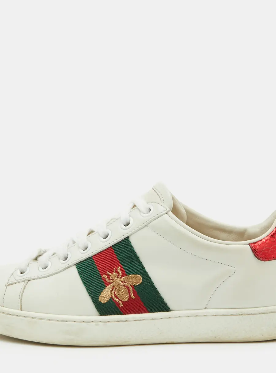 Gucci Ace Size 34.5 White Leather Bee Embroidered Low Top Sneakers