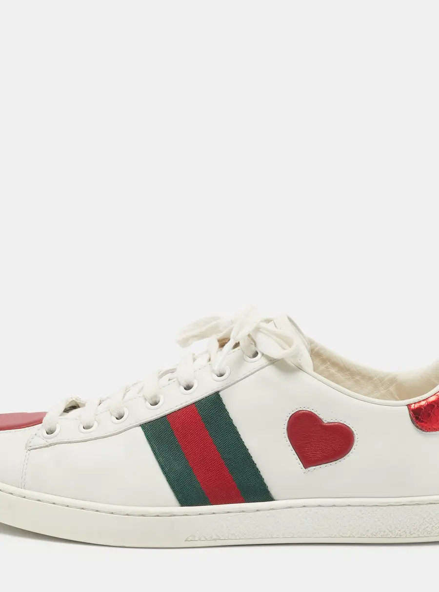 Gucci Ace Size 38.5 White/Red Leather and Python Embossed Wed Heart Detail Low Top Sneakers
