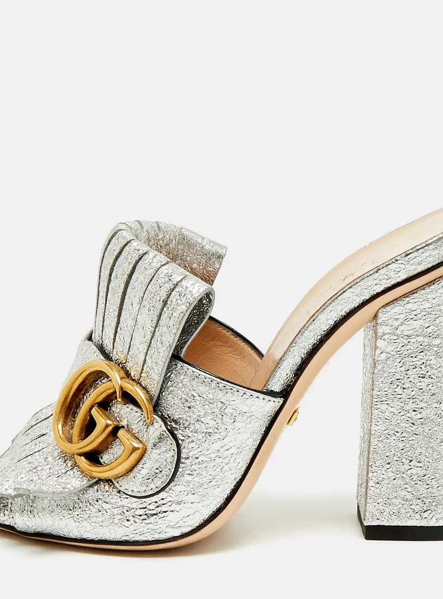 Gucci GG Marmont Size 34 Silver Leather Slide Sandals