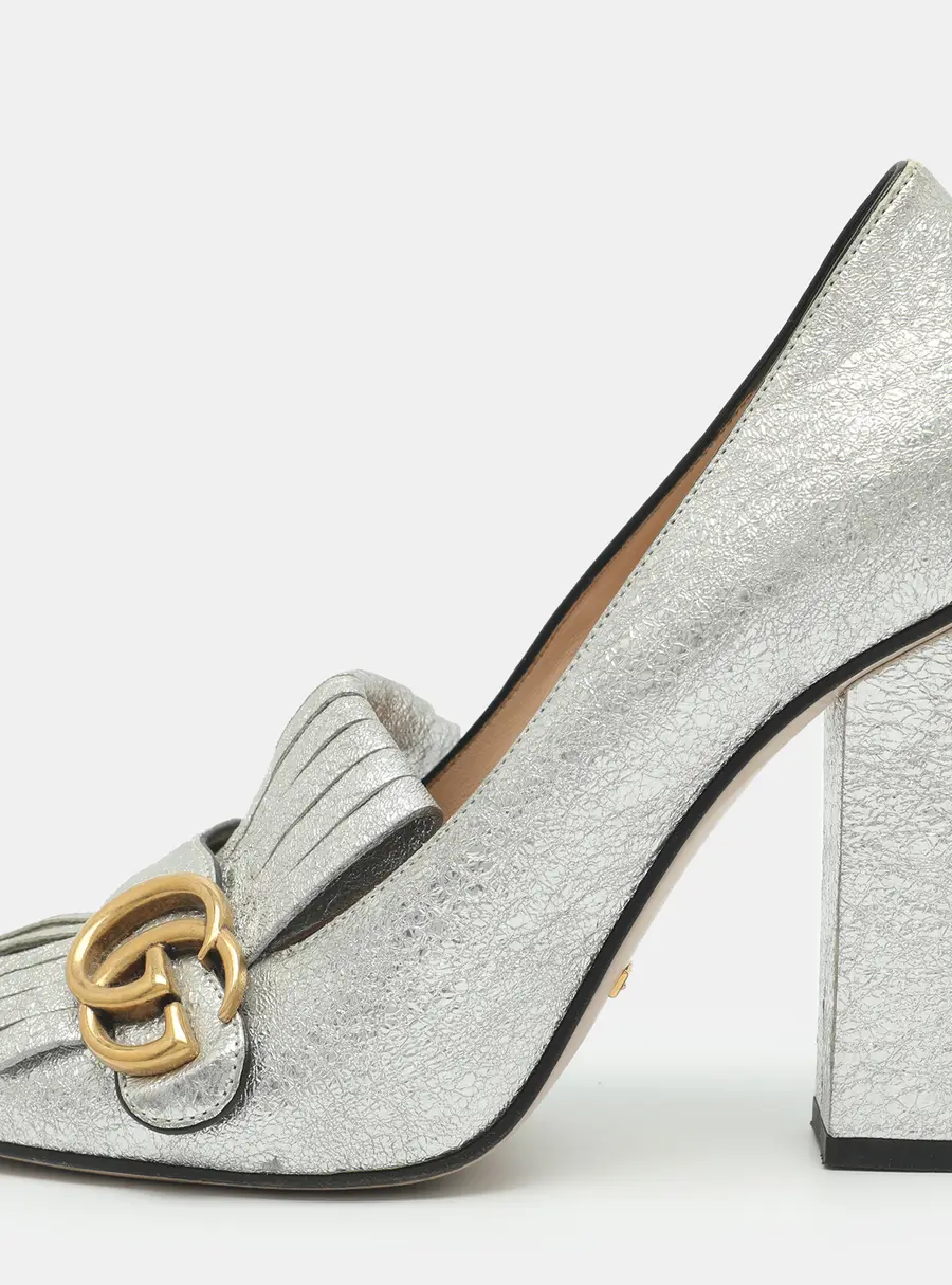 Gucci GG Marmont Size 38.5 Silver Foil Leather Pumps