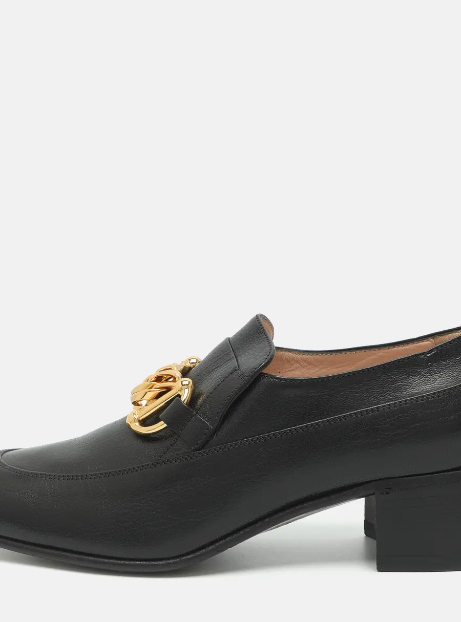 Gucci Ice Lolly Size 39.5 Black Leather Chain Loafers