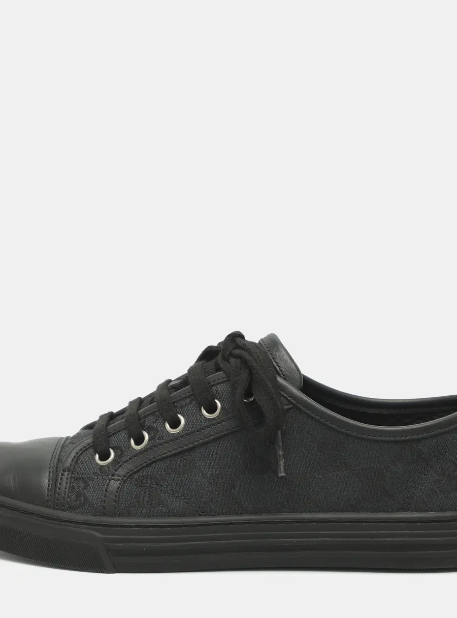 Gucci GG Size 38 Grey/Black Canvas and Leather Lace Up Sneakers