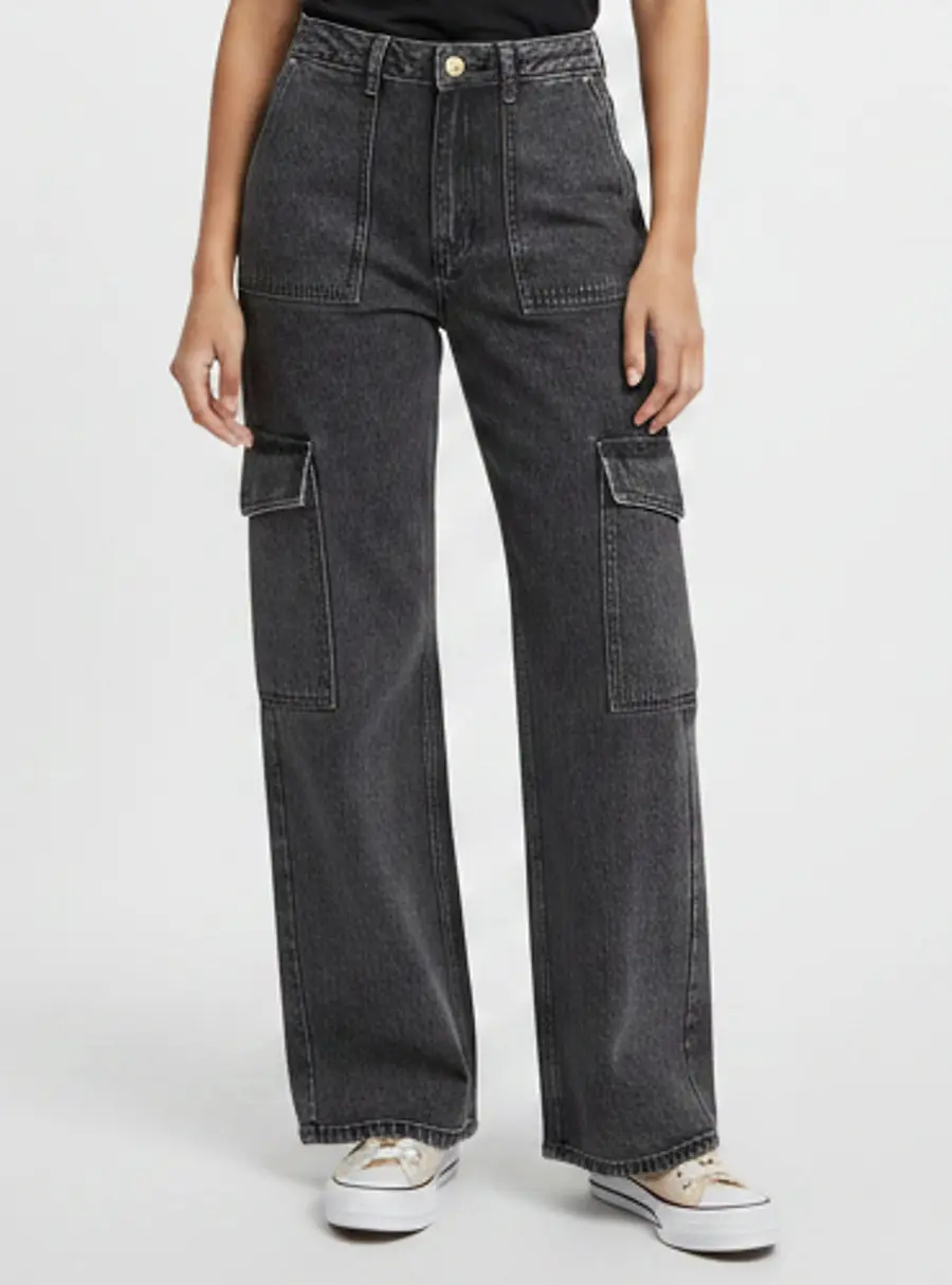 GANNI Black Snow-Washed Denim Cargo Angi Jeans S/Waist 28"