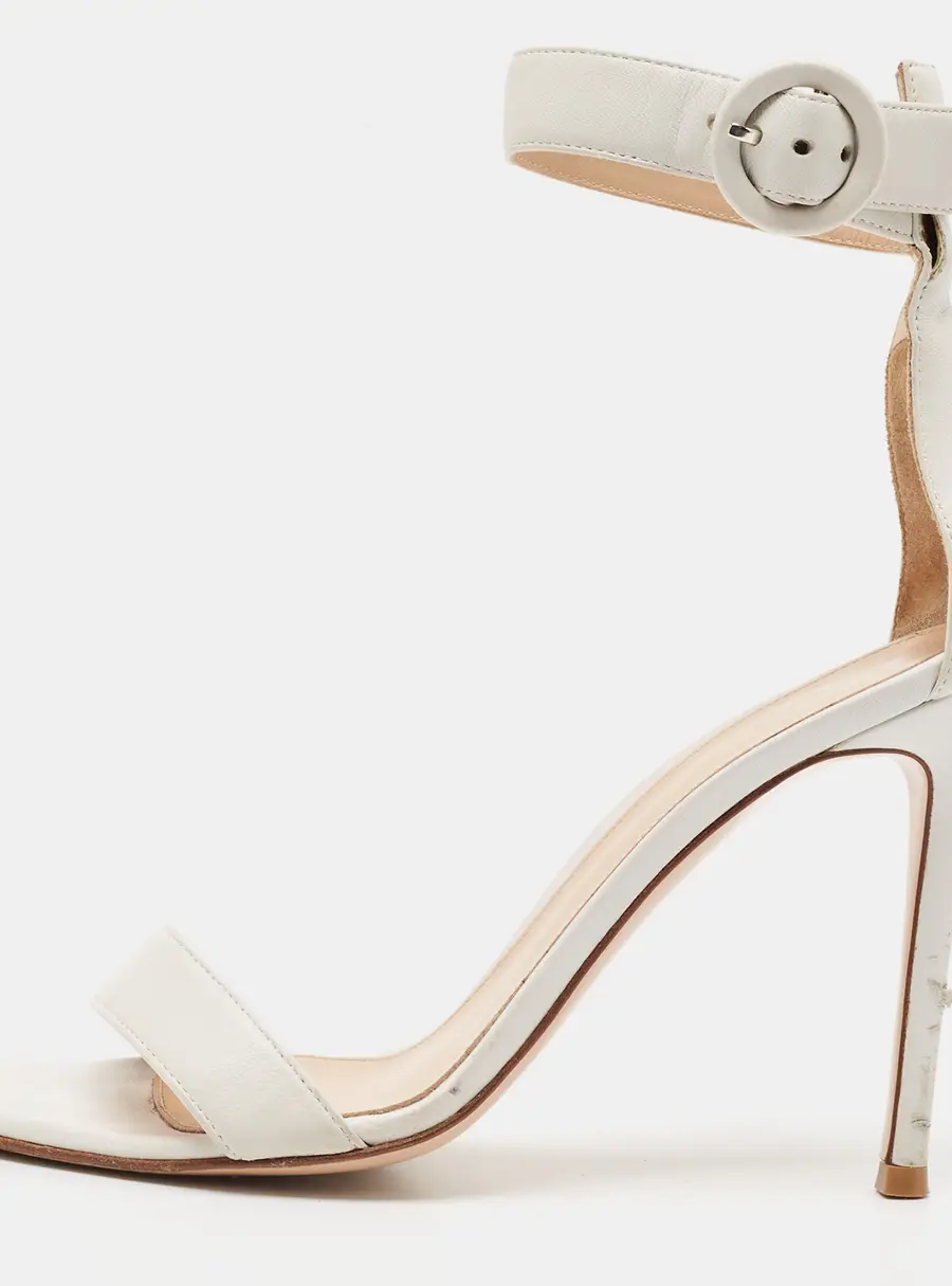 Gianvito Rossi Portofino Size 37.5 White Leather Ankle Strap Sandals
