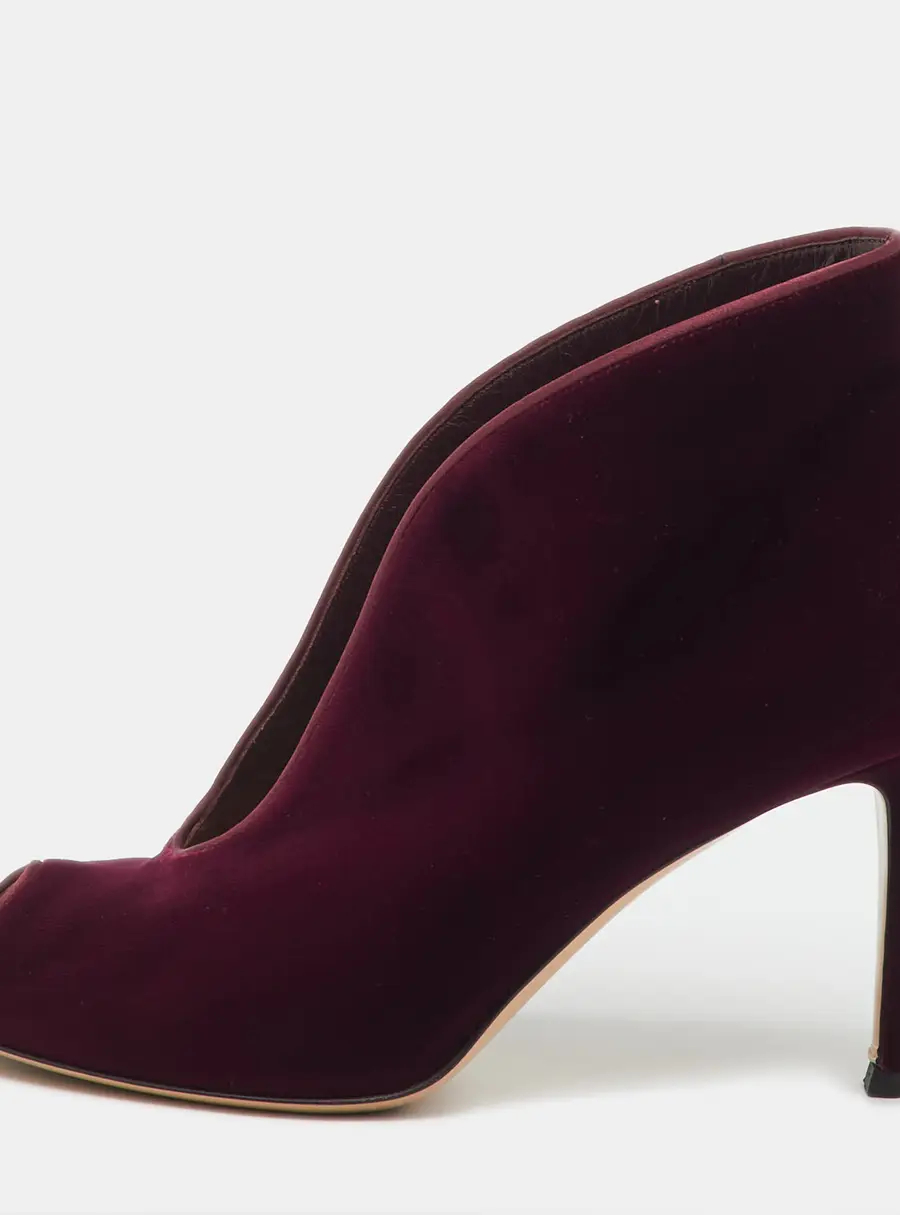 Gianvito Rossi Burgundy Velvet Vamp Platform Booties Size 38.5