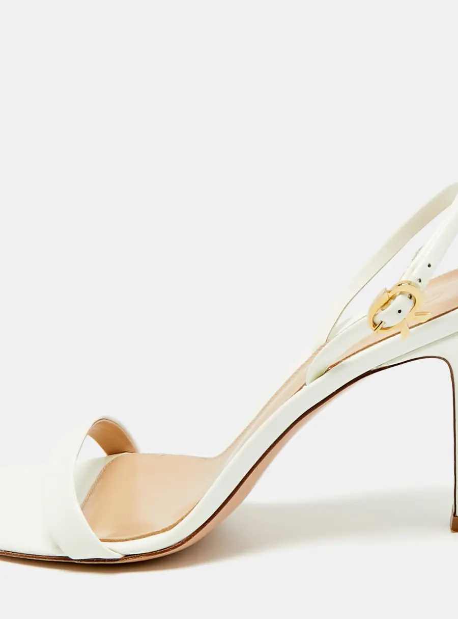 Gianvito Rossi Ribbon Size 37.5 White Patent Leather Ankle Strap Sandals