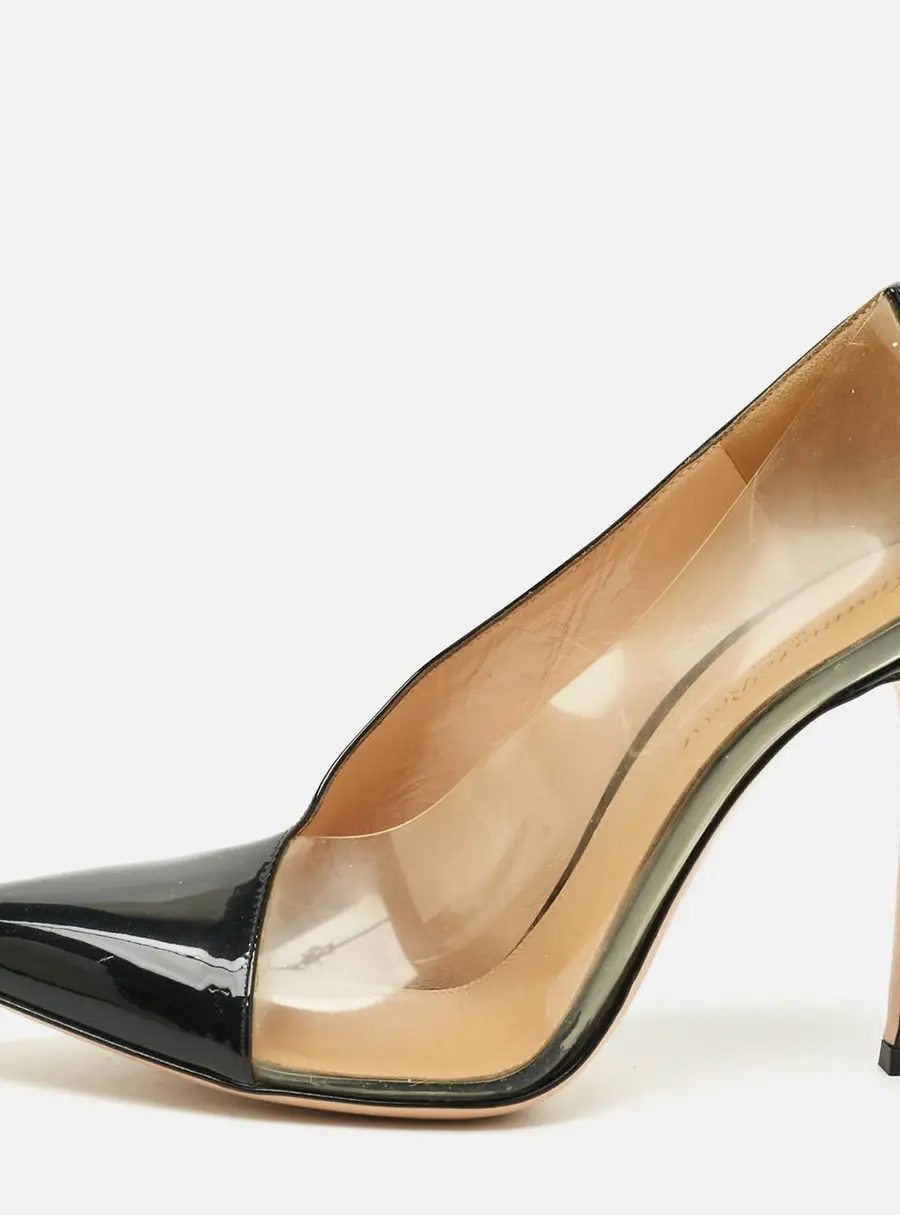 Gianvito Rossi Plexi Size 38 Black/Transparent Patent Leather and PVC Pumps